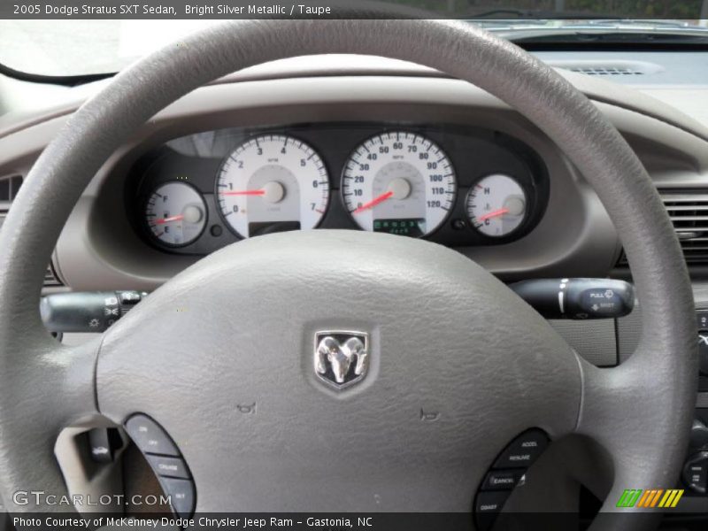 Bright Silver Metallic / Taupe 2005 Dodge Stratus SXT Sedan