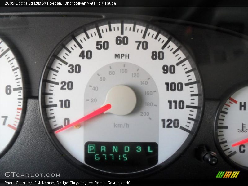Bright Silver Metallic / Taupe 2005 Dodge Stratus SXT Sedan
