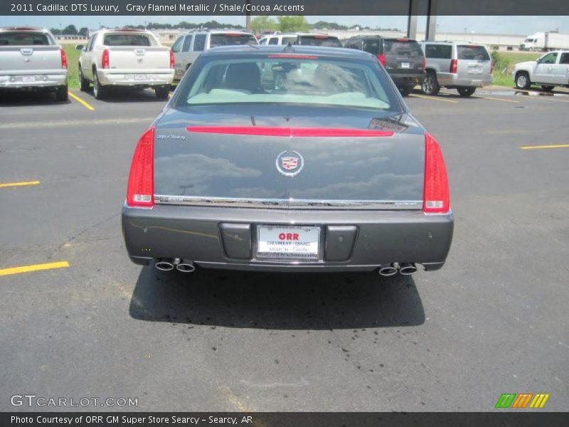 Gray Flannel Metallic / Shale/Cocoa Accents 2011 Cadillac DTS Luxury