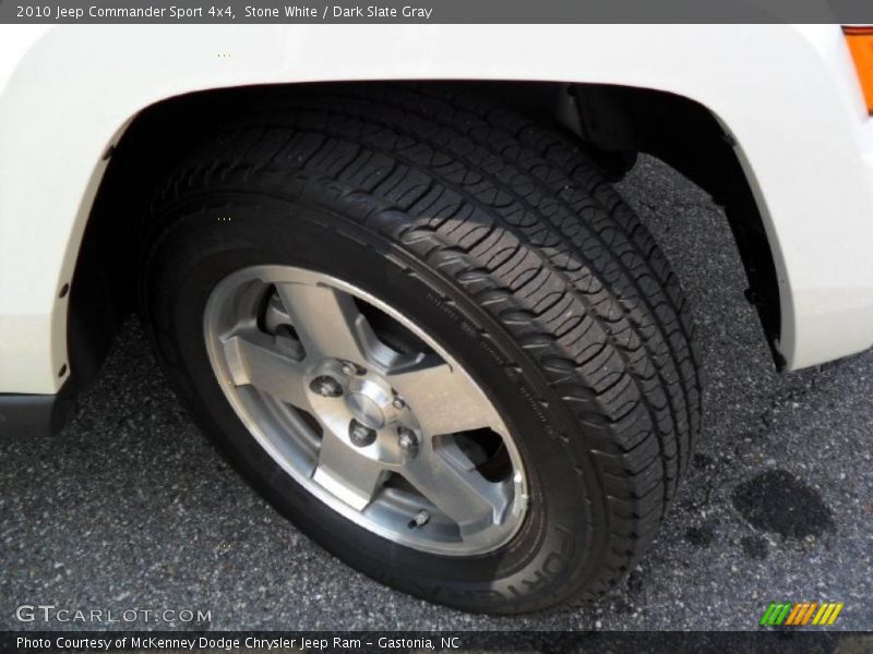 Stone White / Dark Slate Gray 2010 Jeep Commander Sport 4x4