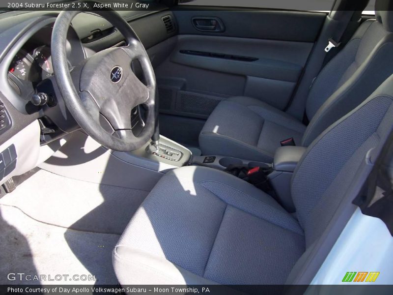 Aspen White / Gray 2004 Subaru Forester 2.5 X