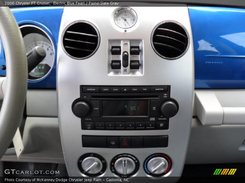 Electric Blue Pearl / Pastel Slate Gray 2006 Chrysler PT Cruiser