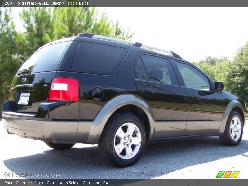Black / Pebble Beige 2007 Ford Freestyle SEL