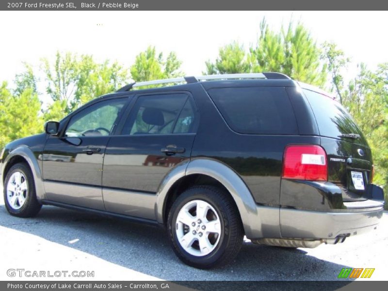 Black / Pebble Beige 2007 Ford Freestyle SEL