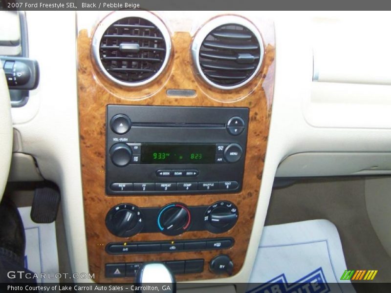 Black / Pebble Beige 2007 Ford Freestyle SEL