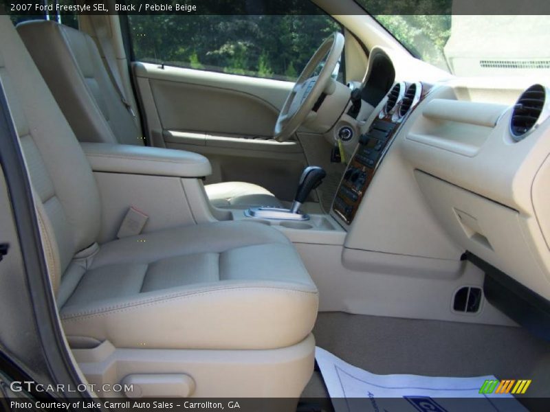 Black / Pebble Beige 2007 Ford Freestyle SEL