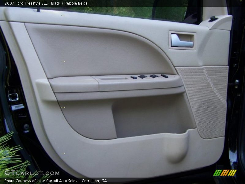Black / Pebble Beige 2007 Ford Freestyle SEL