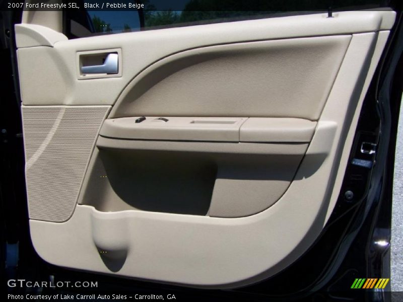 Black / Pebble Beige 2007 Ford Freestyle SEL