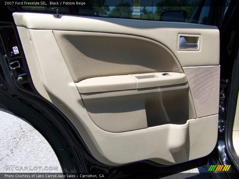 Black / Pebble Beige 2007 Ford Freestyle SEL