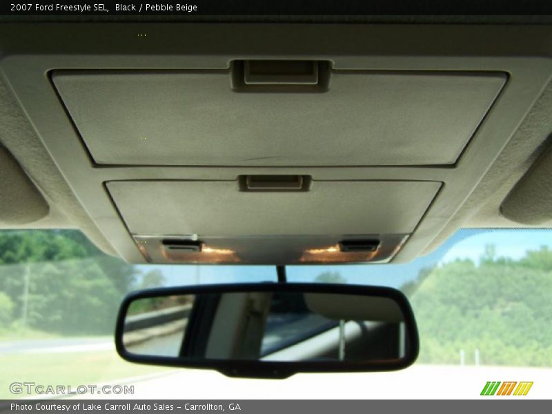 Black / Pebble Beige 2007 Ford Freestyle SEL