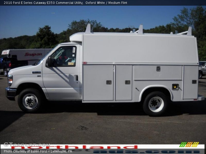 Oxford White / Medium Flint 2010 Ford E Series Cutaway E350 Commercial Utility