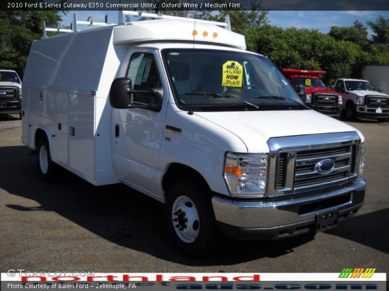 Oxford White / Medium Flint 2010 Ford E Series Cutaway E350 Commercial Utility