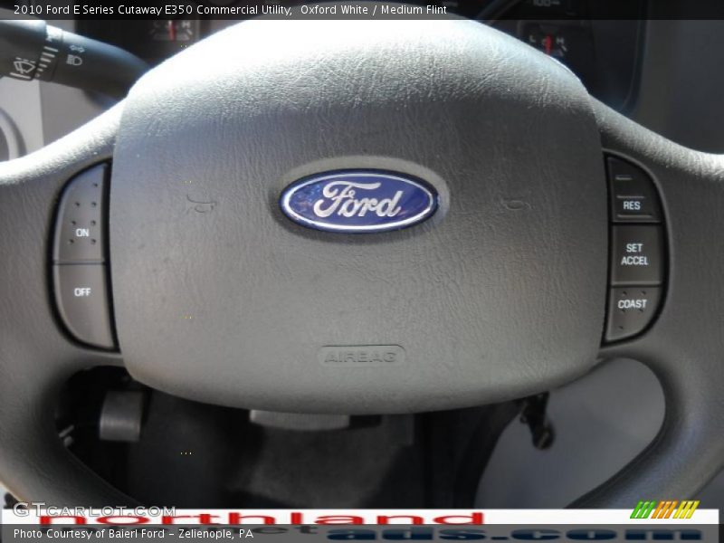 Oxford White / Medium Flint 2010 Ford E Series Cutaway E350 Commercial Utility