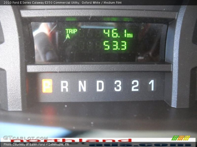 Oxford White / Medium Flint 2010 Ford E Series Cutaway E350 Commercial Utility