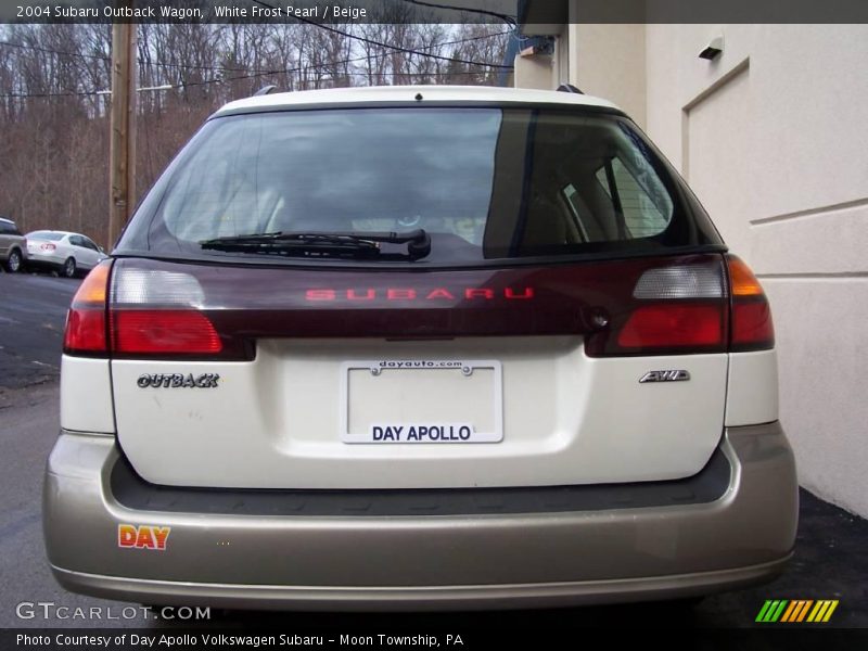 White Frost Pearl / Beige 2004 Subaru Outback Wagon