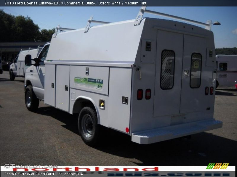 Oxford White / Medium Flint 2010 Ford E Series Cutaway E350 Commercial Utility
