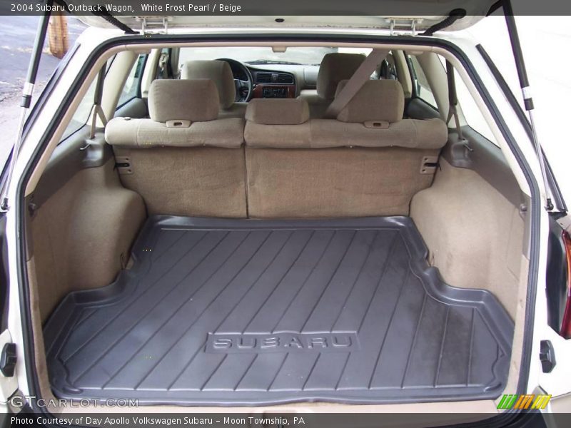 White Frost Pearl / Beige 2004 Subaru Outback Wagon