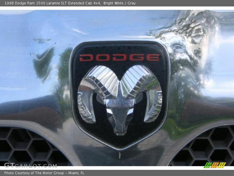Bright White / Gray 1998 Dodge Ram 1500 Laramie SLT Extended Cab 4x4