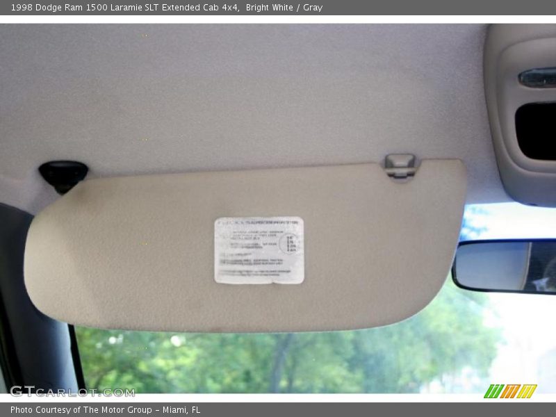 Bright White / Gray 1998 Dodge Ram 1500 Laramie SLT Extended Cab 4x4