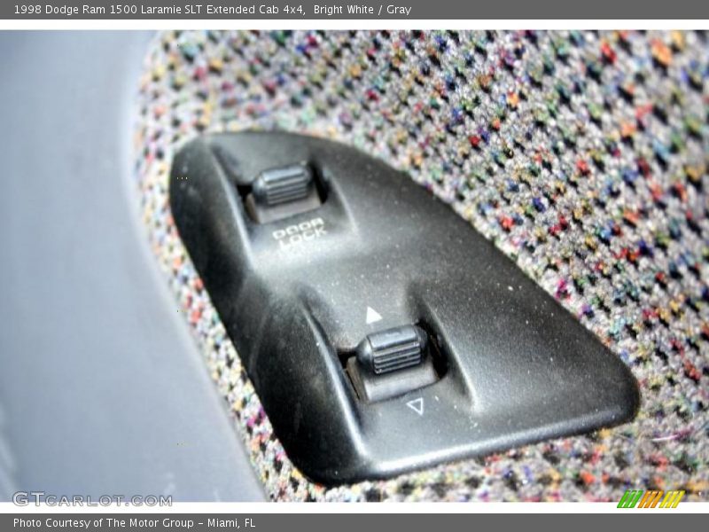 Bright White / Gray 1998 Dodge Ram 1500 Laramie SLT Extended Cab 4x4