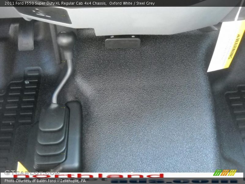 Oxford White / Steel Grey 2011 Ford F550 Super Duty XL Regular Cab 4x4 Chassis