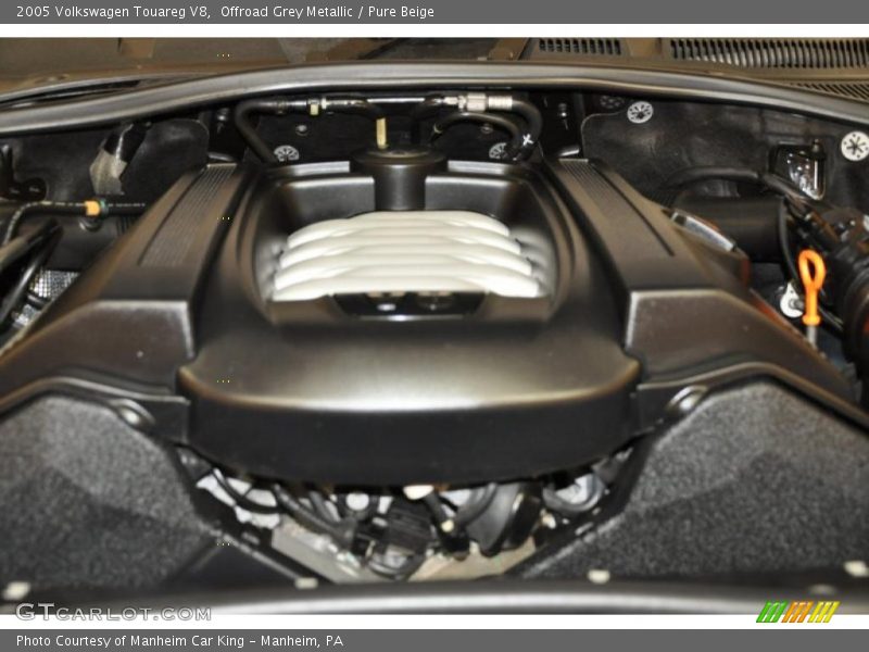 Offroad Grey Metallic / Pure Beige 2005 Volkswagen Touareg V8