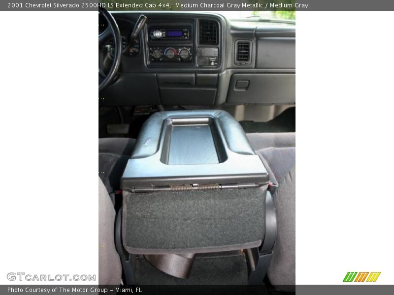 Medium Charcoal Gray Metallic / Medium Gray 2001 Chevrolet Silverado 2500HD LS Extended Cab 4x4