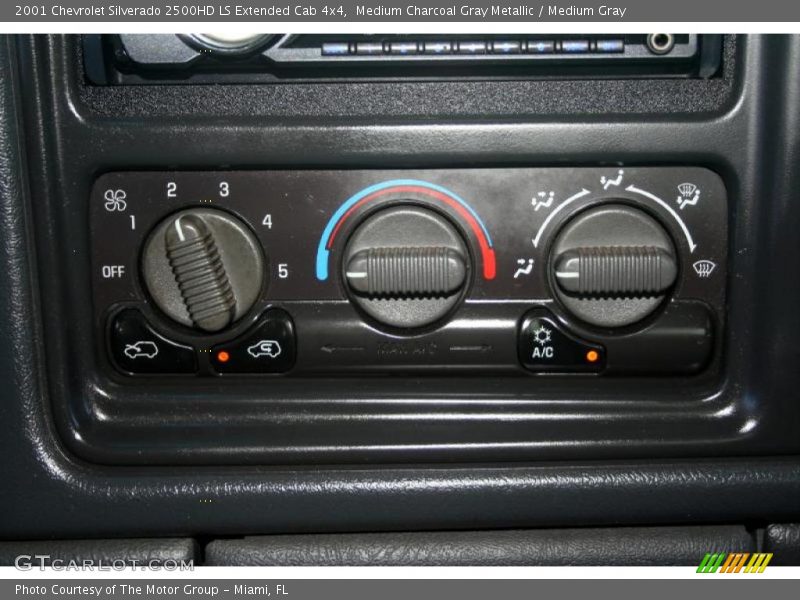 Medium Charcoal Gray Metallic / Medium Gray 2001 Chevrolet Silverado 2500HD LS Extended Cab 4x4