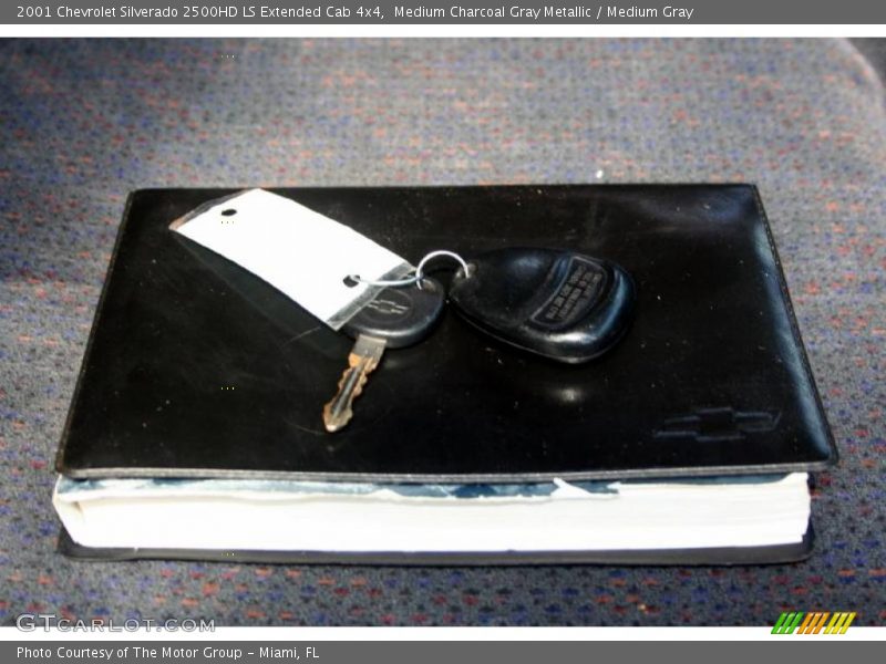 Medium Charcoal Gray Metallic / Medium Gray 2001 Chevrolet Silverado 2500HD LS Extended Cab 4x4