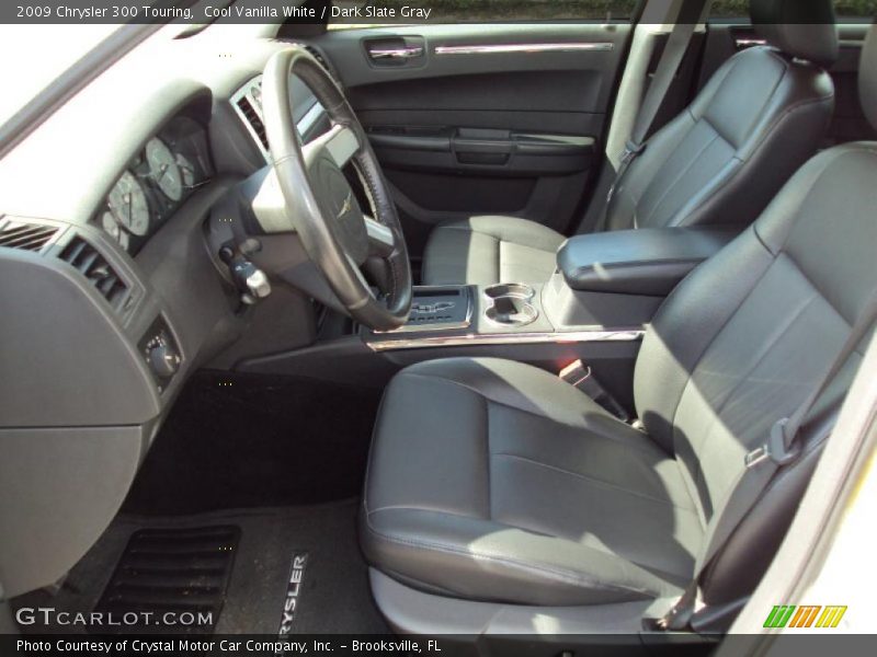 Cool Vanilla White / Dark Slate Gray 2009 Chrysler 300 Touring