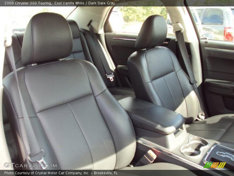 Cool Vanilla White / Dark Slate Gray 2009 Chrysler 300 Touring