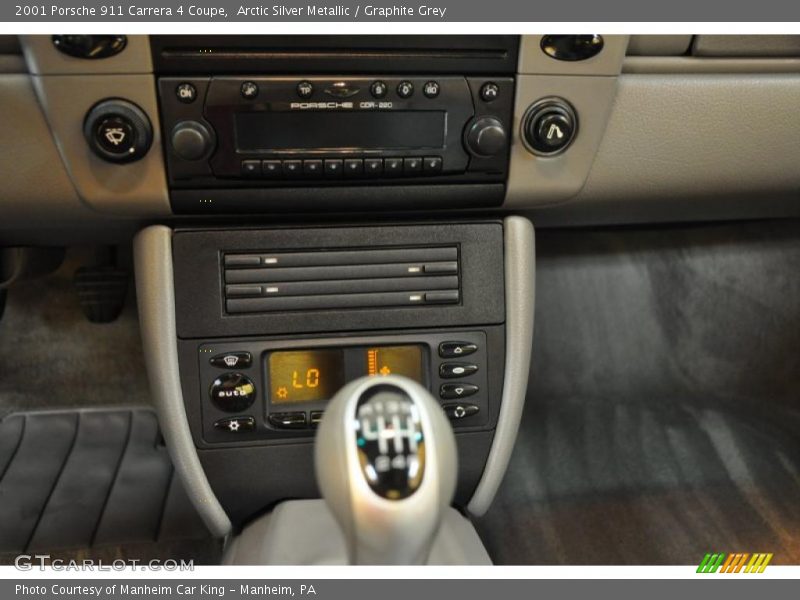 Arctic Silver Metallic / Graphite Grey 2001 Porsche 911 Carrera 4 Coupe