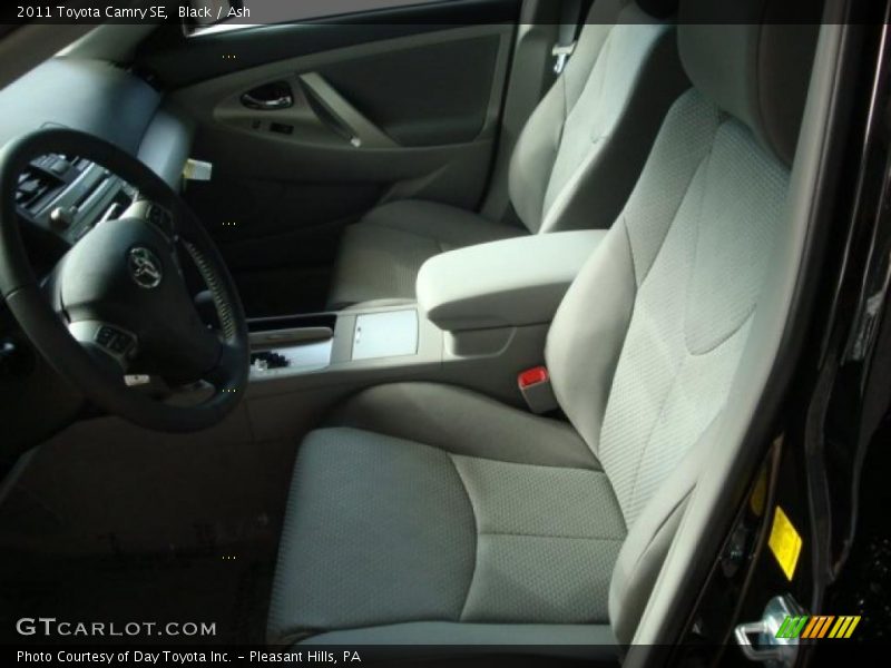Black / Ash 2011 Toyota Camry SE