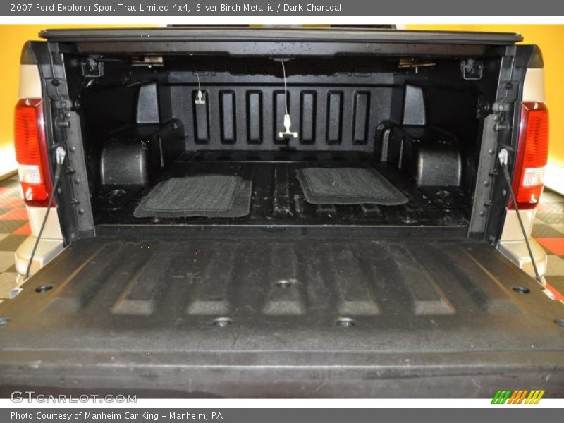 Silver Birch Metallic / Dark Charcoal 2007 Ford Explorer Sport Trac Limited 4x4