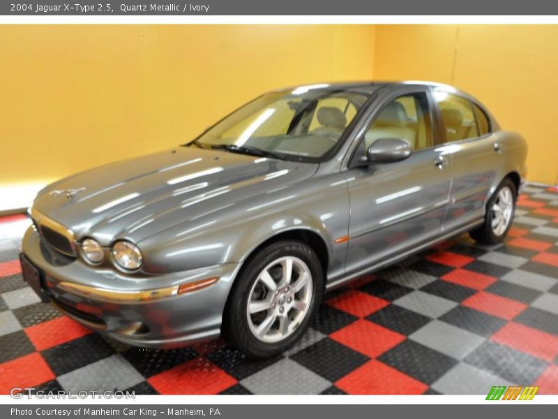 Quartz Metallic / Ivory 2004 Jaguar X-Type 2.5