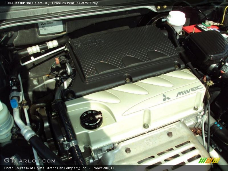 Titanium Pearl / Petrol Gray 2004 Mitsubishi Galant DE