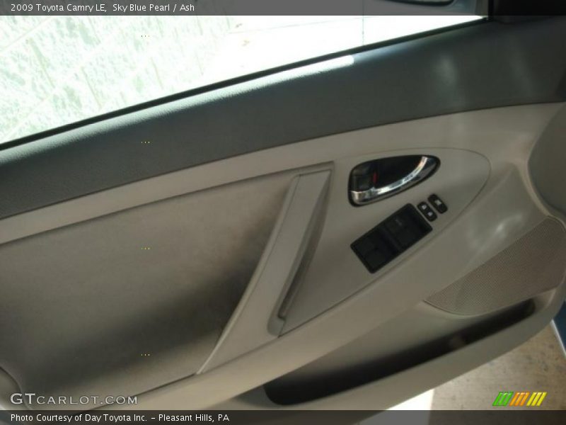 Sky Blue Pearl / Ash 2009 Toyota Camry LE