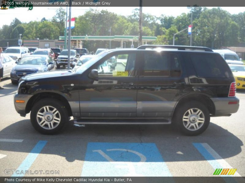Black / Midnight Grey 2005 Mercury Mountaineer V6 AWD