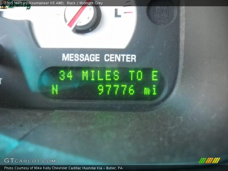 Black / Midnight Grey 2005 Mercury Mountaineer V6 AWD