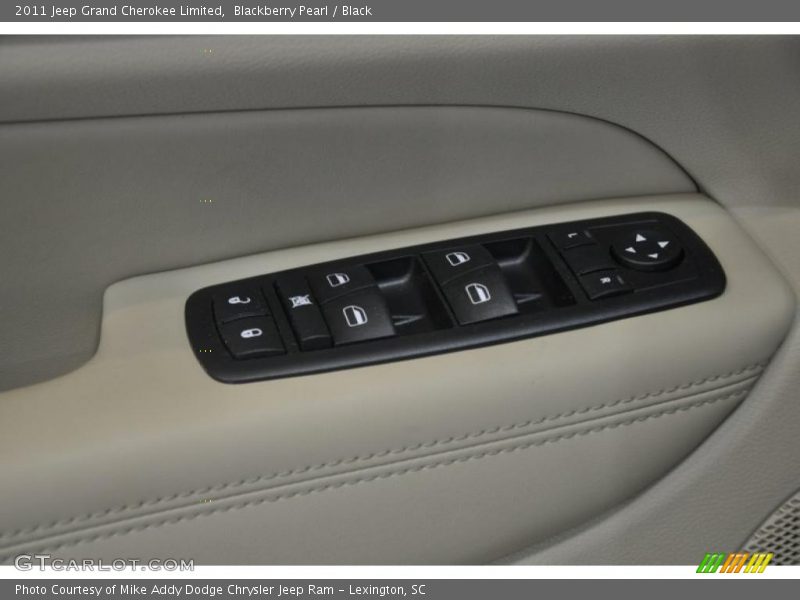 Blackberry Pearl / Black 2011 Jeep Grand Cherokee Limited