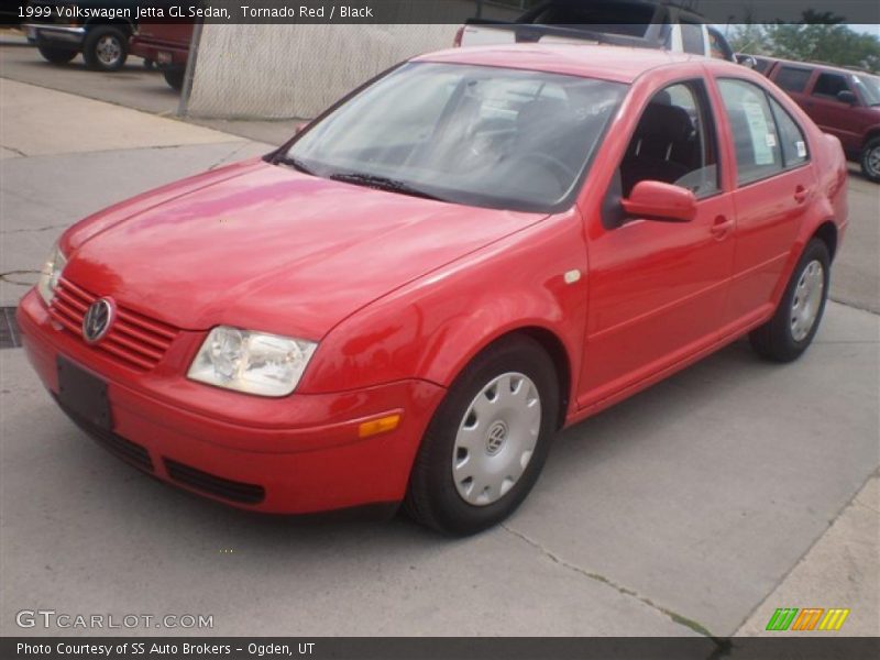 Tornado Red / Black 1999 Volkswagen Jetta GL Sedan