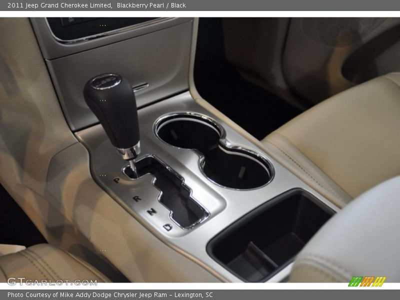Blackberry Pearl / Black 2011 Jeep Grand Cherokee Limited
