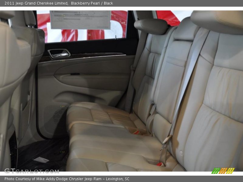 Blackberry Pearl / Black 2011 Jeep Grand Cherokee Limited
