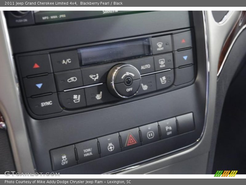 Blackberry Pearl / Black 2011 Jeep Grand Cherokee Limited 4x4