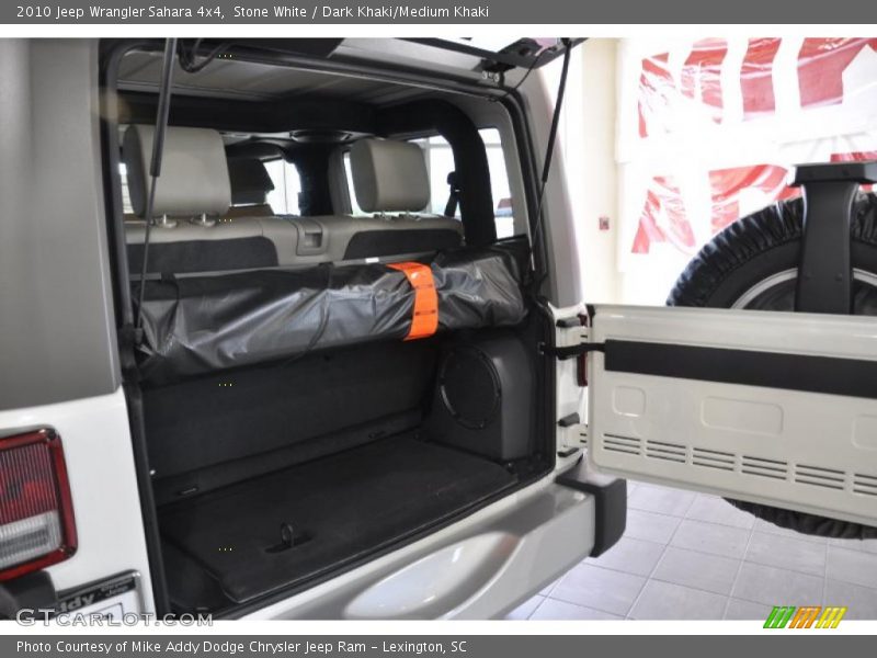Stone White / Dark Khaki/Medium Khaki 2010 Jeep Wrangler Sahara 4x4