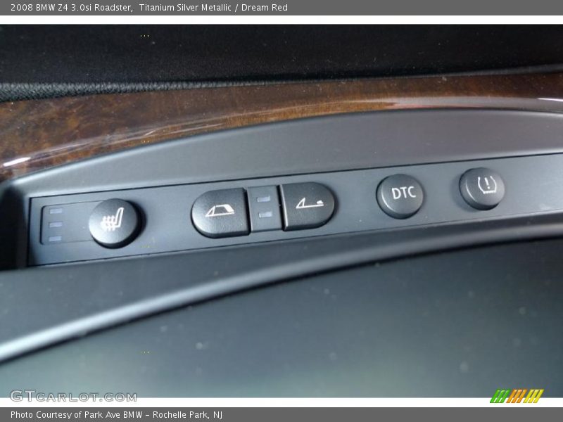 Titanium Silver Metallic / Dream Red 2008 BMW Z4 3.0si Roadster