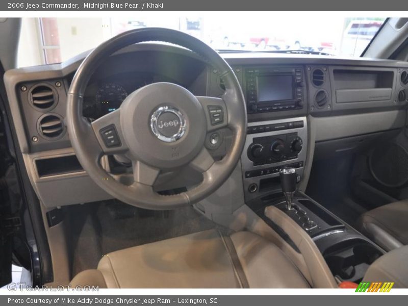 Midnight Blue Pearl / Khaki 2006 Jeep Commander