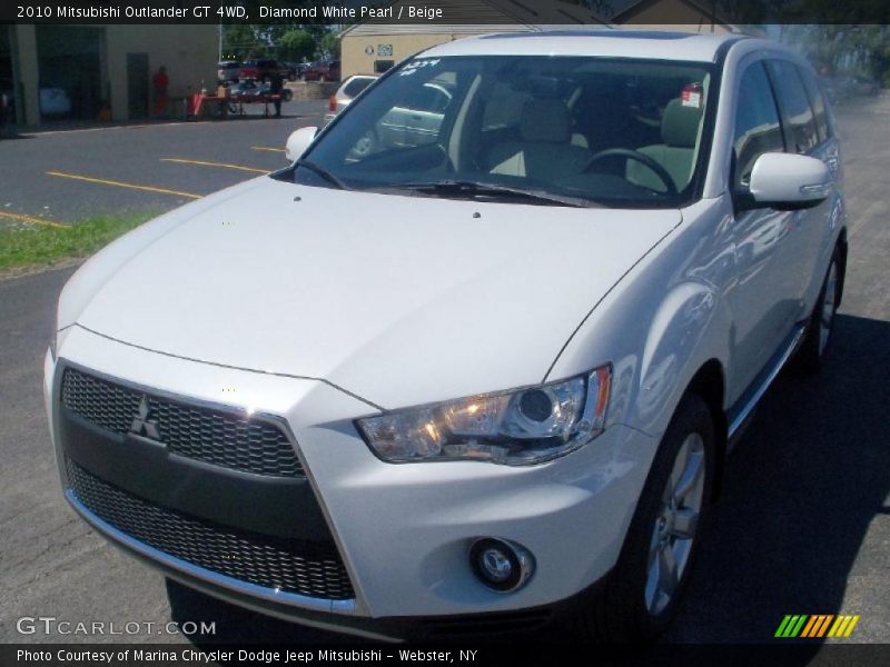 Diamond White Pearl / Beige 2010 Mitsubishi Outlander GT 4WD