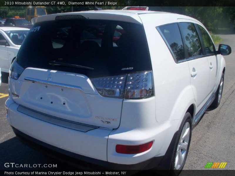 Diamond White Pearl / Beige 2010 Mitsubishi Outlander GT 4WD
