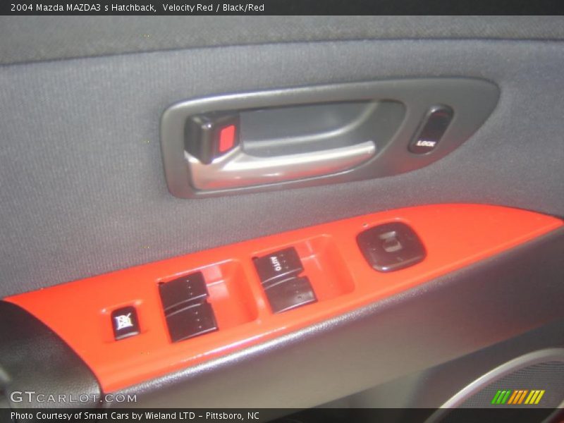 Velocity Red / Black/Red 2004 Mazda MAZDA3 s Hatchback